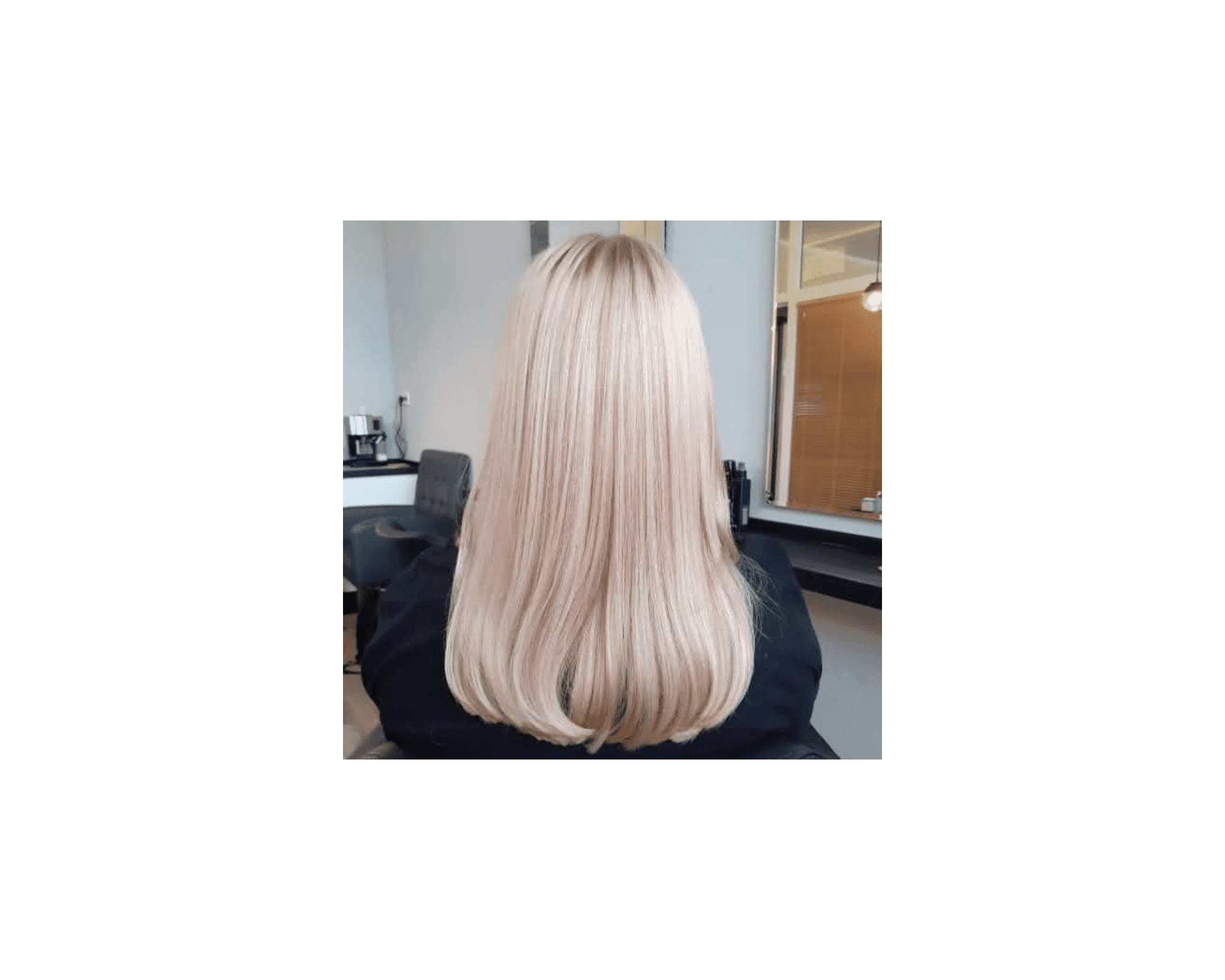 Koloryzacja z pojaśnieniami w delikatnym różu i podcięcie końcówek.