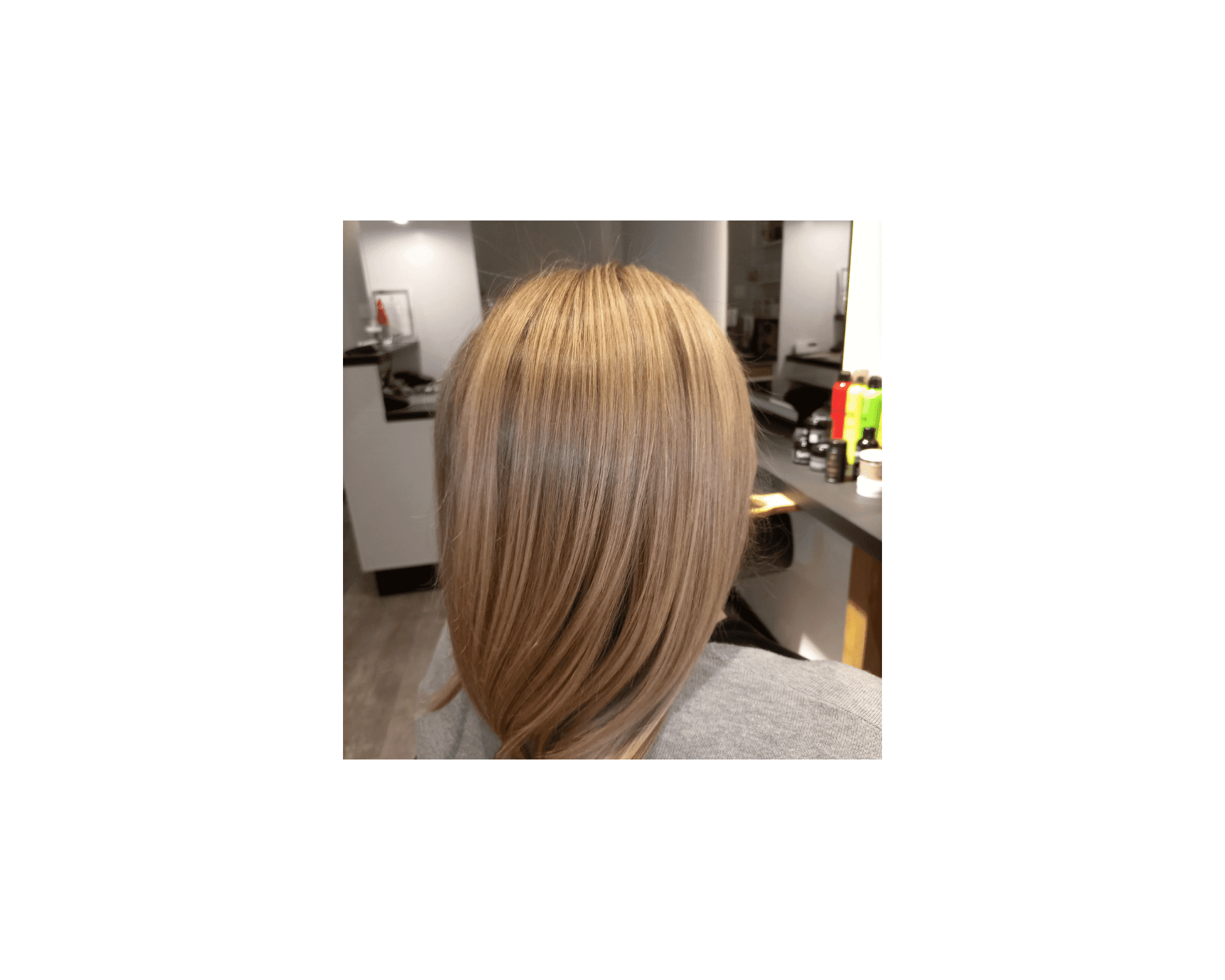 Kolor z pojaśnieniami.